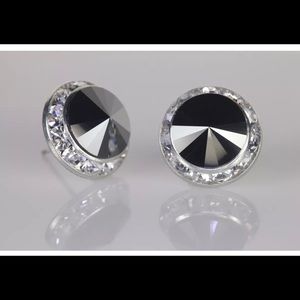 Swarovski Jewelry - SWAROVSKI CRYSTAL ROUND STUDS HEMATITE w/ SILVER Swarovski Jewelry - SWAROVSKI CRYSTAL ROUND STUDS HEMATITE w/ SILVER